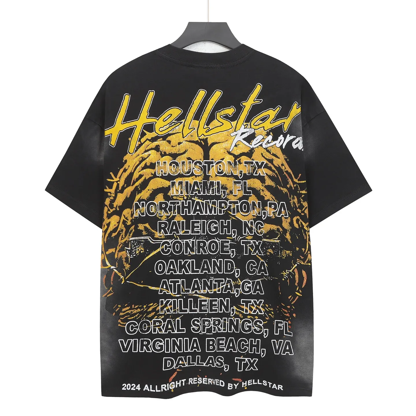 113# Black I P62 Hellstar T （fabric):32 250 Sizes（size）：S-M- L- X L （colour）： Black